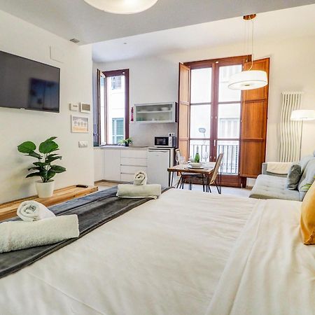 The Green Oasis By Hello Homes Sitges Luaran gambar