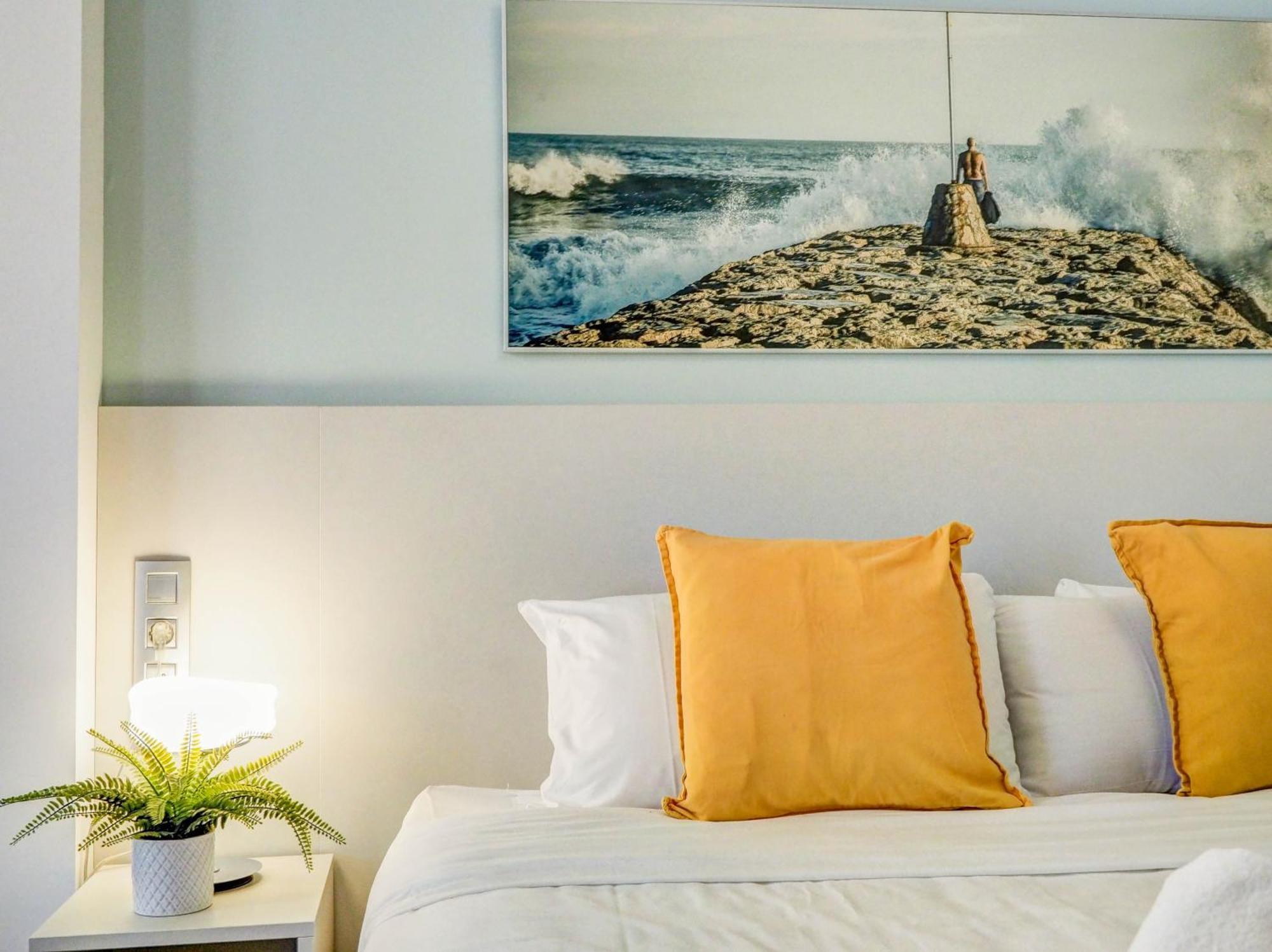 The Green Oasis By Hello Homes Sitges Luaran gambar